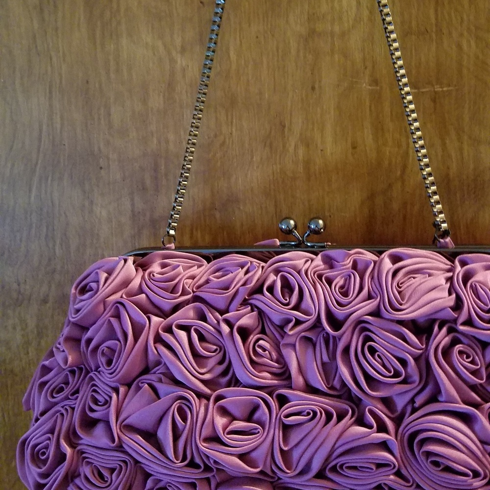 Purse - Picture 2 of 3